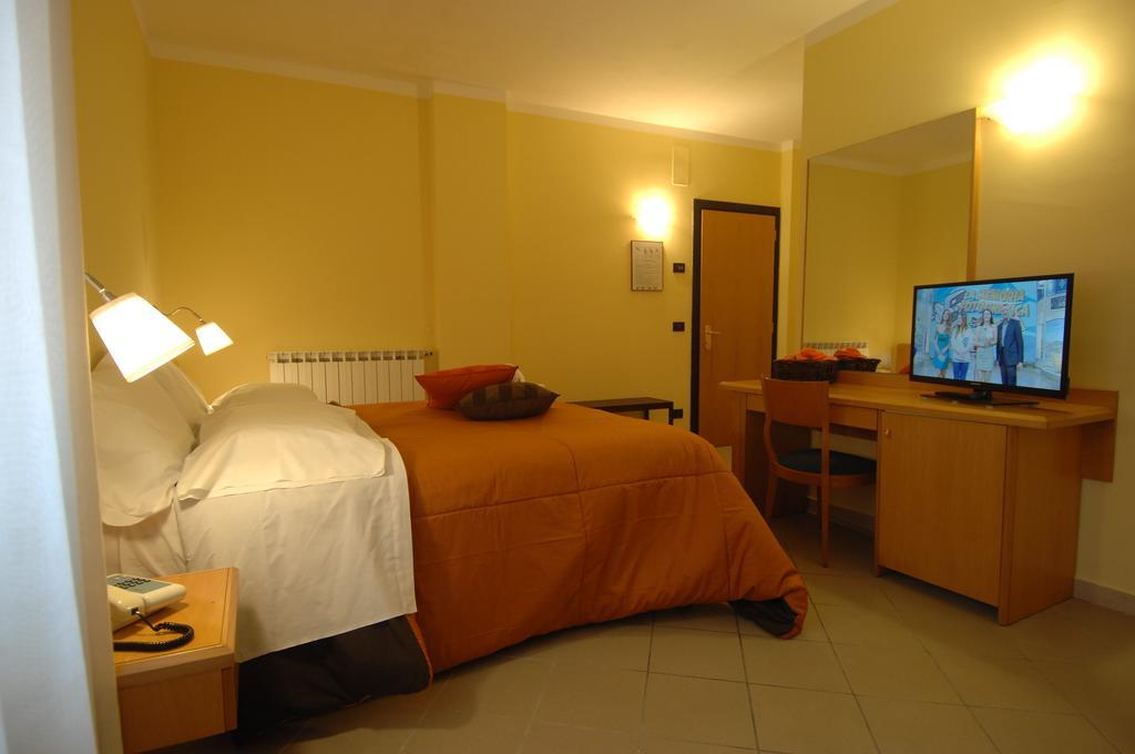 Hotel Arimannia Caramanico Terme Zimmer foto